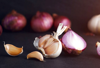 Zwiebeln Knoblauch